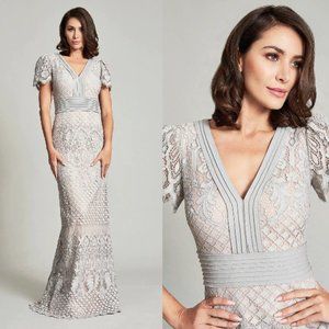 NWT Tadashi Shoji Women's Dumin floral Lace Gown Dress Pewter Petal Size 6